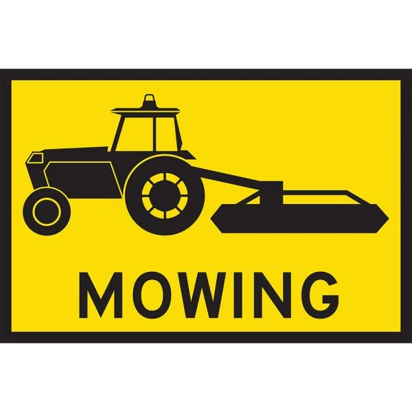 TRACTOR MOWING
