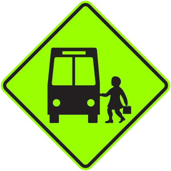 SCHOOL BUS (FRONT VIEW)