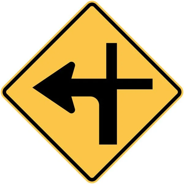 X ROAD JUNCTION MAJOR ROAD MINOR SIDE ROAD & STRAIGHT